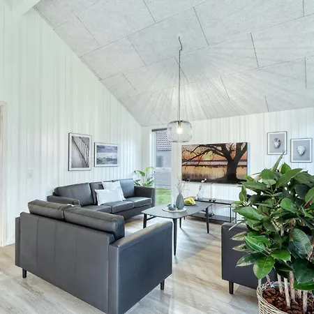 In With Sauna בית נופש