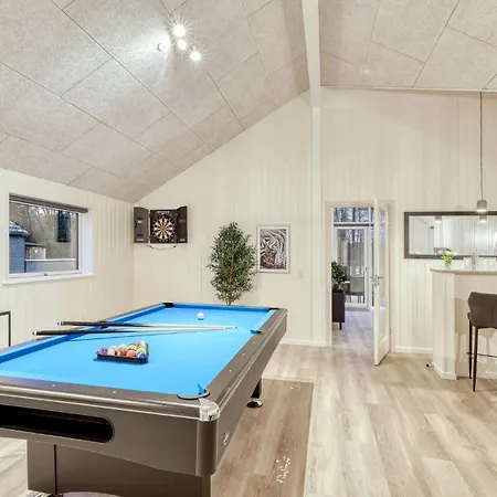 בית נופש In With Sauna Jesendorf