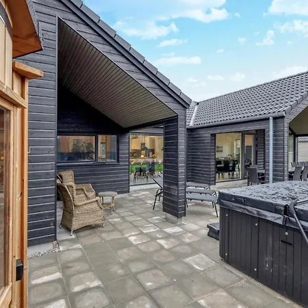 In With Sauna Holiday home